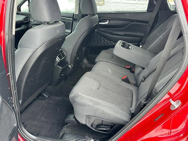 Used 2019 Hyundai Santa Fe SE image 18