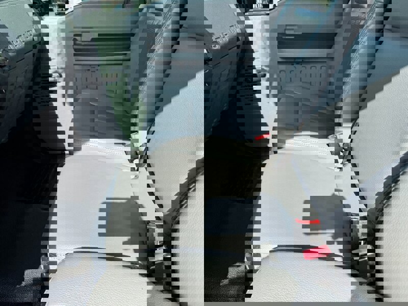 Used 2011 Ford F250 XL image 26