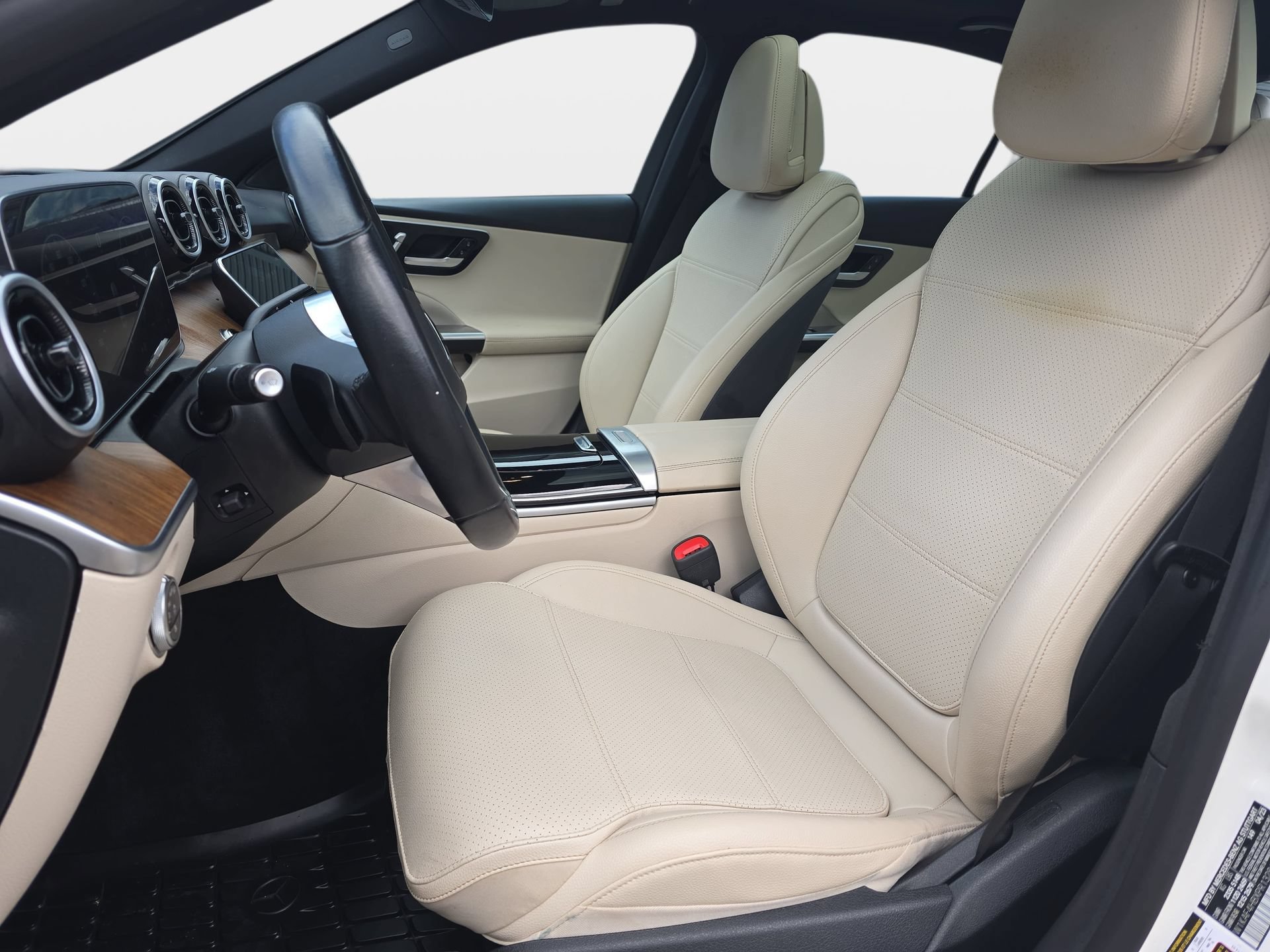 Certified 2023 Mercedes-Benz C 300 4MATIC Sedan image 15