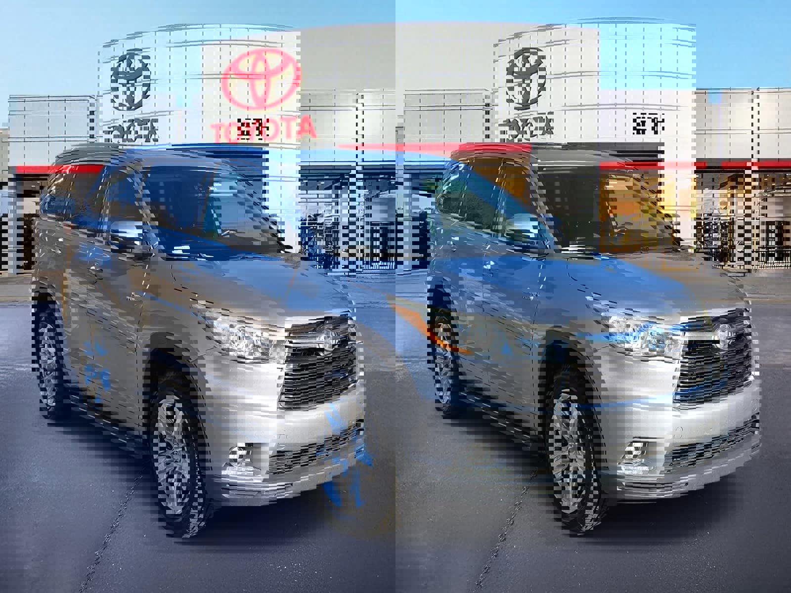 Used 2014 Toyota Highlander Limited image 3