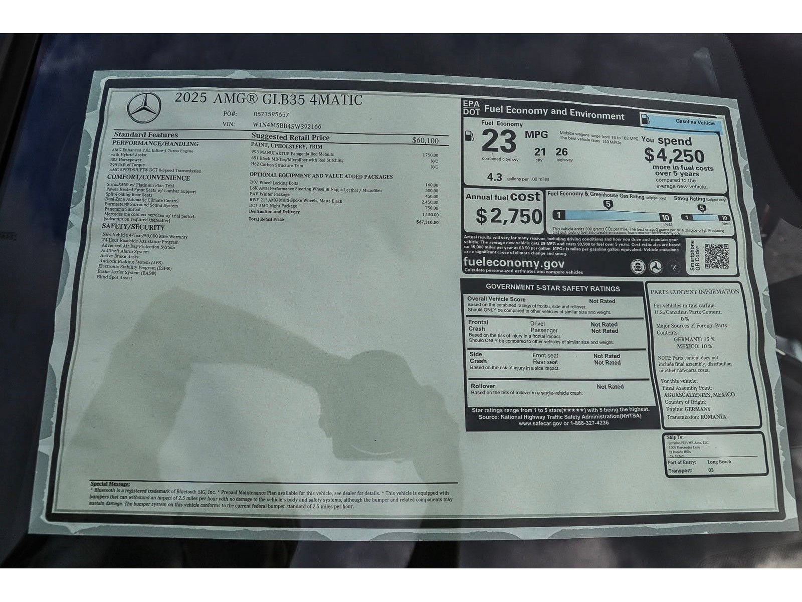 Used 2025 Mercedes-Benz GLB 35 AMG 4MATIC image 34