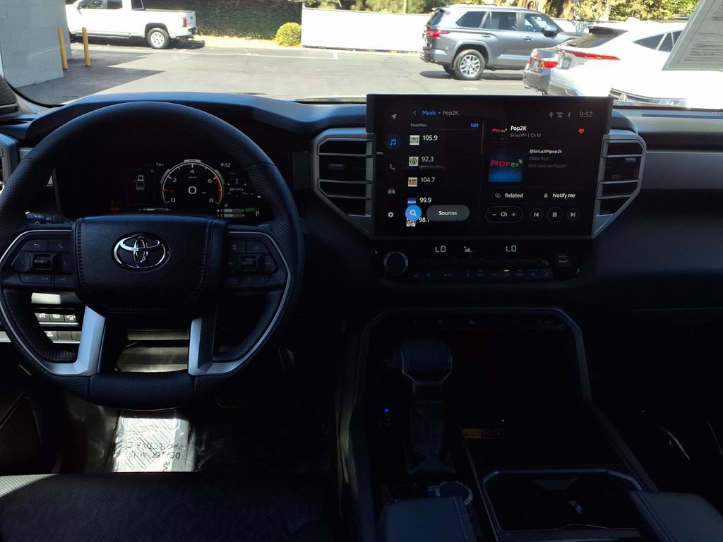 Certified 2025 Toyota Tundra Limited AWD/4WD image 31