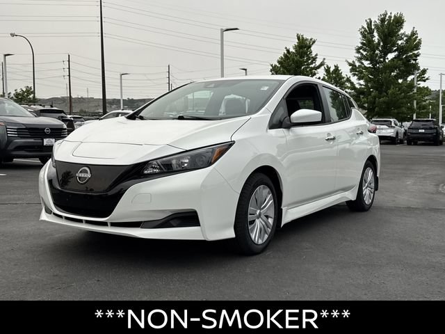 Certified 2025 Nissan Leaf S FWD image 8