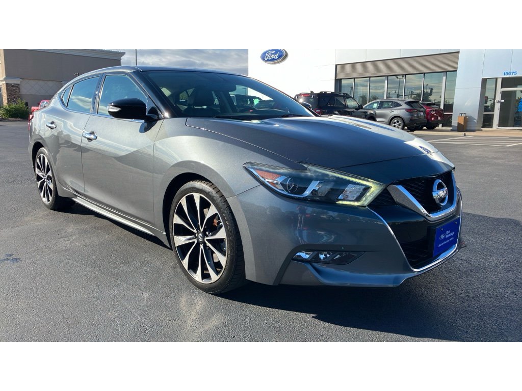 Used 2018 Nissan Maxima SR