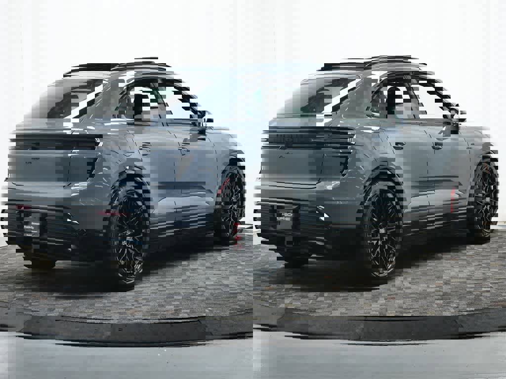 New 2025 Porsche Macan Turbo Electric image 7
