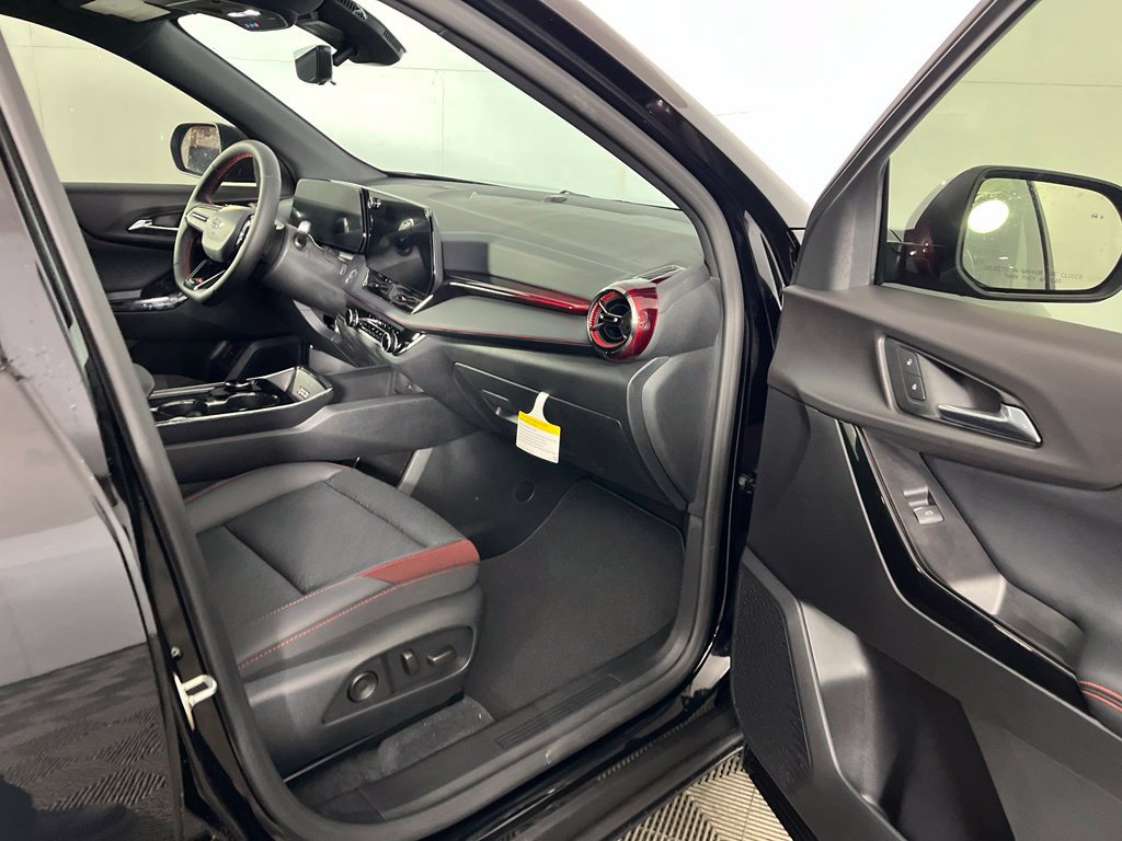 New 2027 Chevrolet Equinox RS w/ Safety and Technology Package AWD/4WD image 11