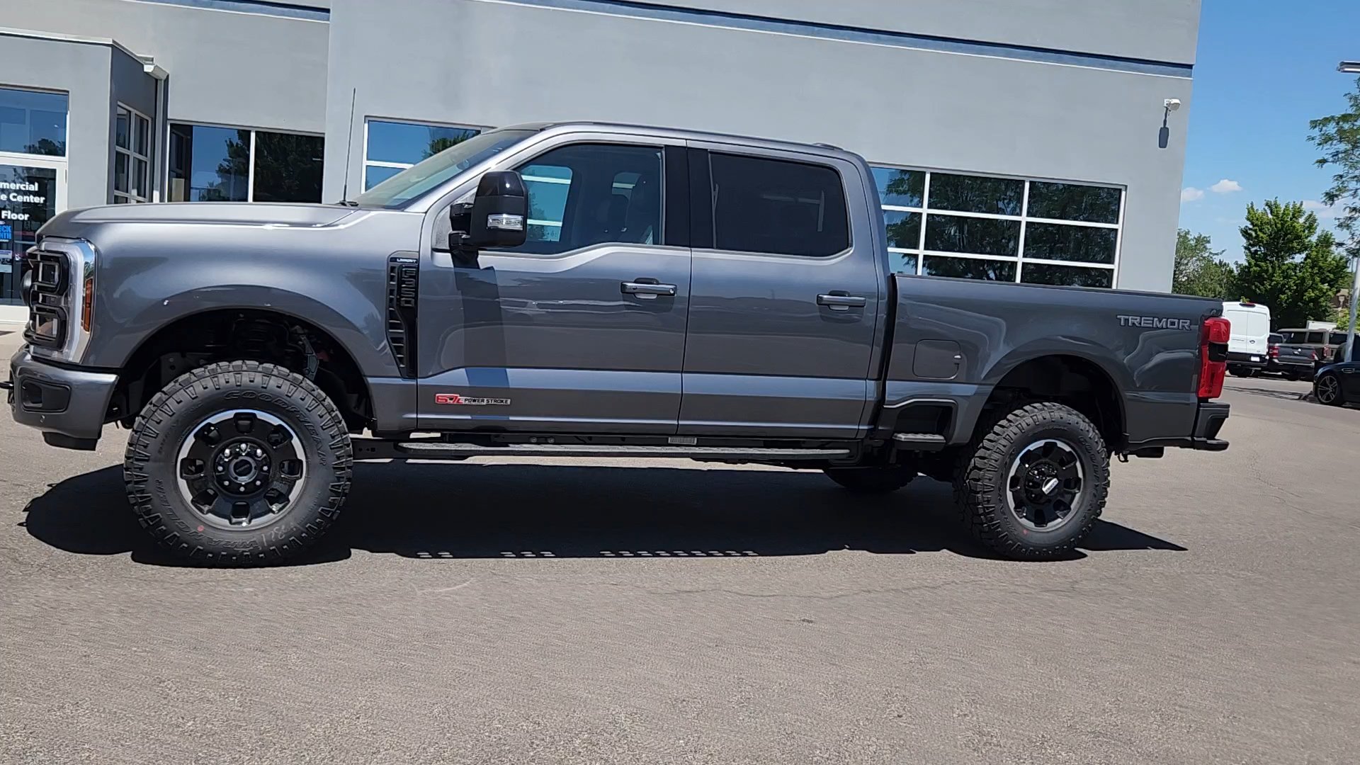 New 2026 Ford F350 Lariat w/ Tremor Off-Road Package AWD/4WD image 4