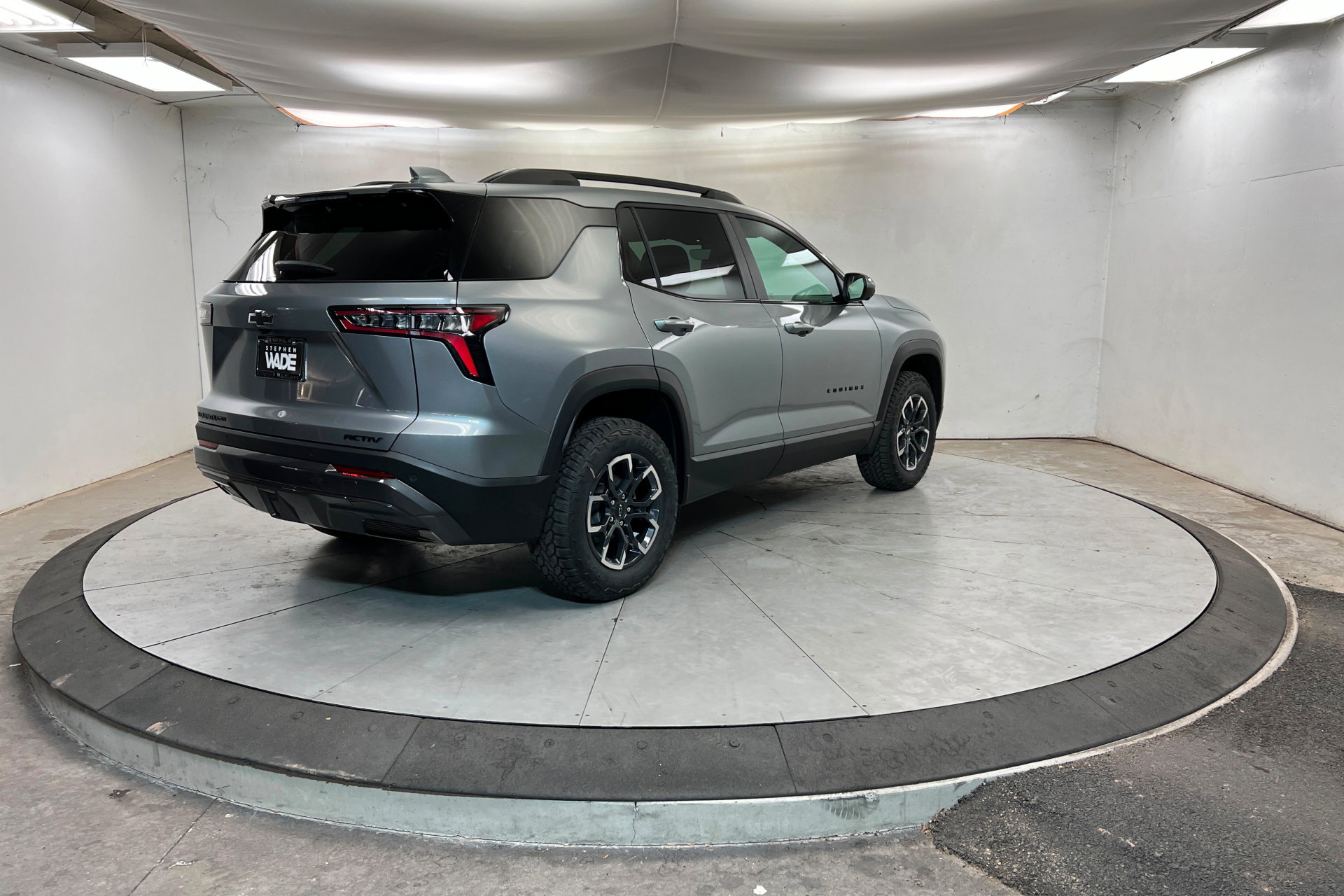 New 2026 Chevrolet Equinox ACTIV w/ Convenience Package III image 6