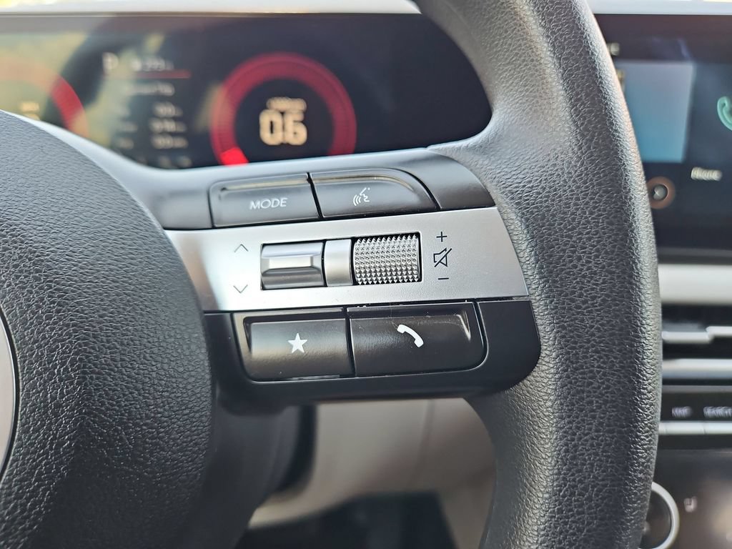 Used 2025 Hyundai Tucson SEL FWD image 22