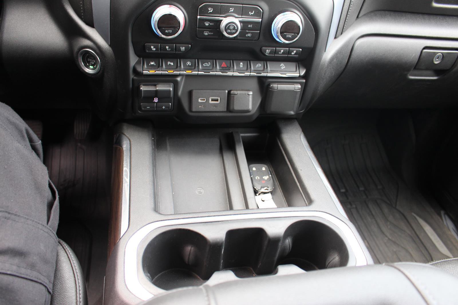 Used 2019 GMC Sierra 1500 SLT w/ SLT Premium Plus Package image 26