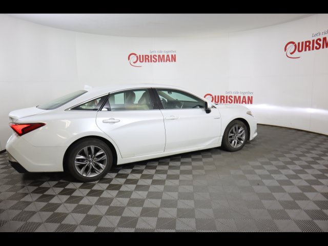 Used 2020 Toyota Avalon XLE w/ Moonroof Package FWD image 28