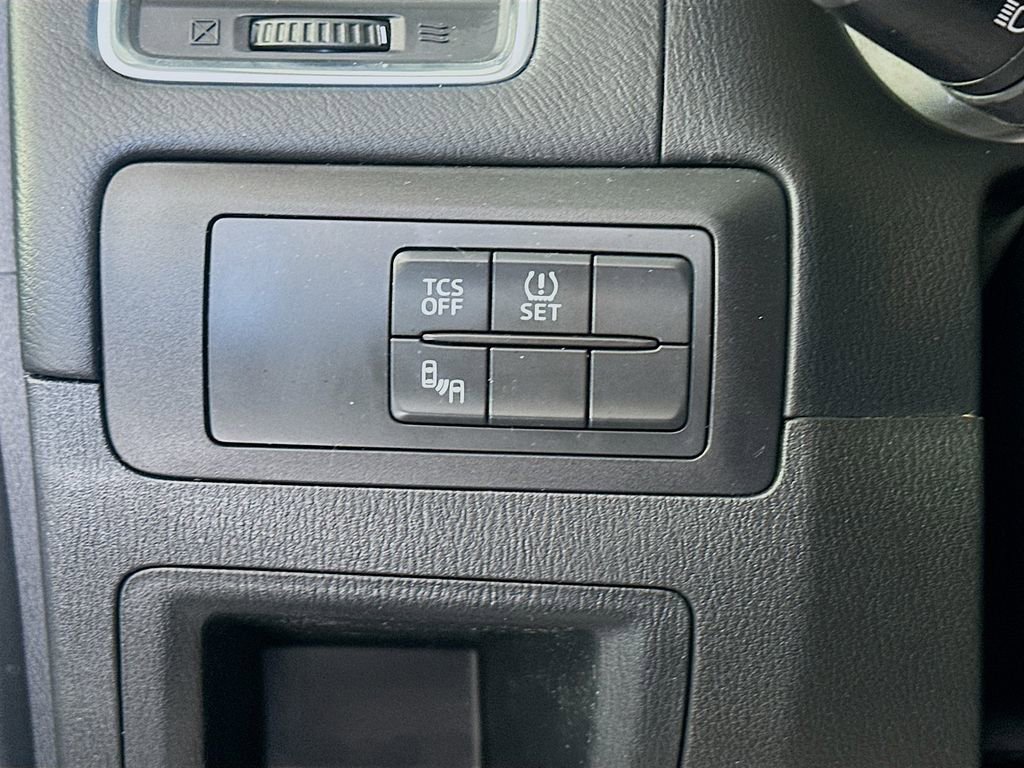 Used 2016 MAZDA CX-5 Touring image 10