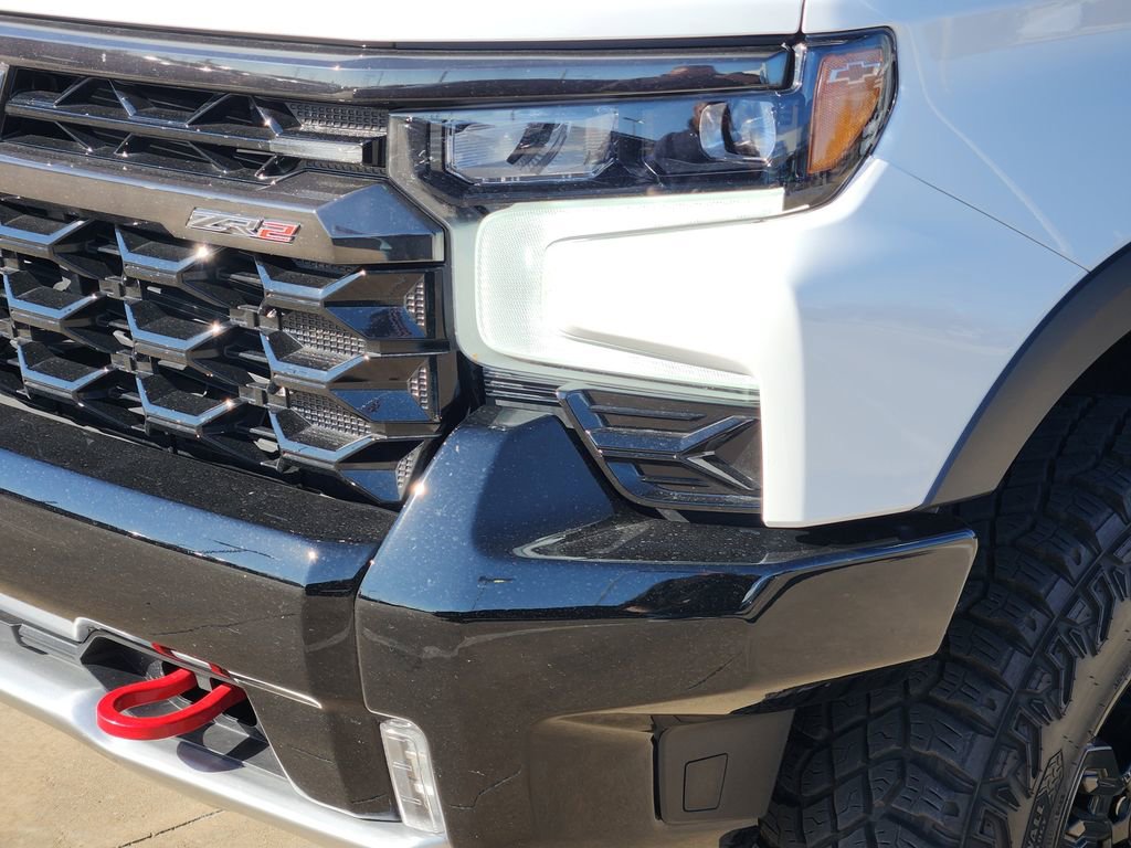 Used 2023 Chevrolet Silverado 1500 ZR2 w/ Technology Package image 12