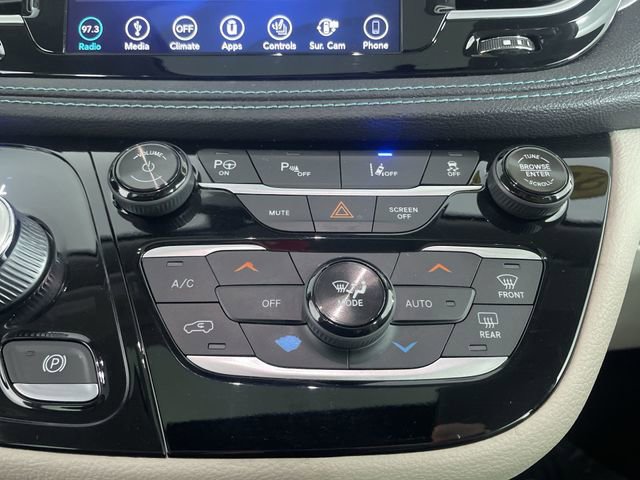 Used 2018 Chrysler Pacifica Limited w/ Advanced Safetytec Group image 24