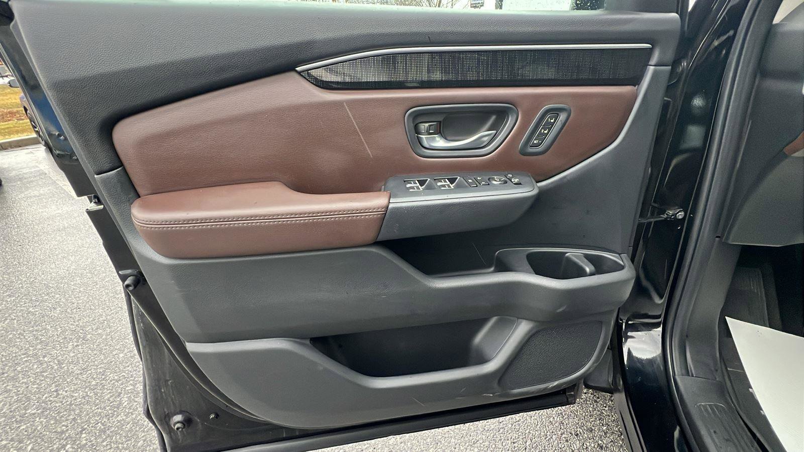 Certified 2023 Honda Pilot Elite image 24