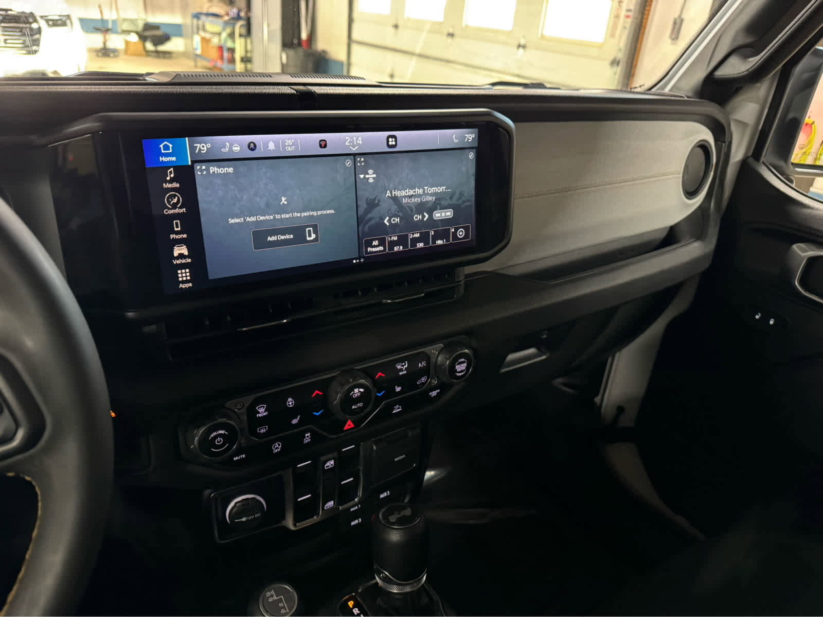 Used 2024 Jeep Wrangler Sport S image 18