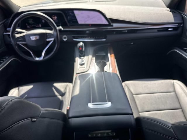 Used 2023 Cadillac Escalade Luxury RWD image 18