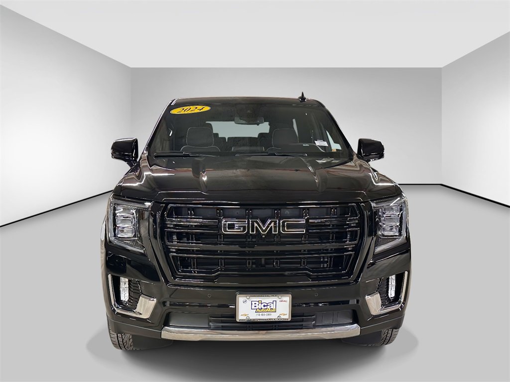 Used 2024 GMC Yukon SLT w/ SLT Luxury Package image 7