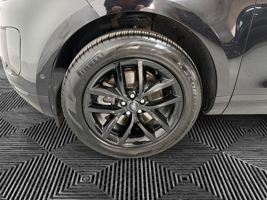 Used 2025 Land Rover Range Rover Evoque Dynamic SE image 14