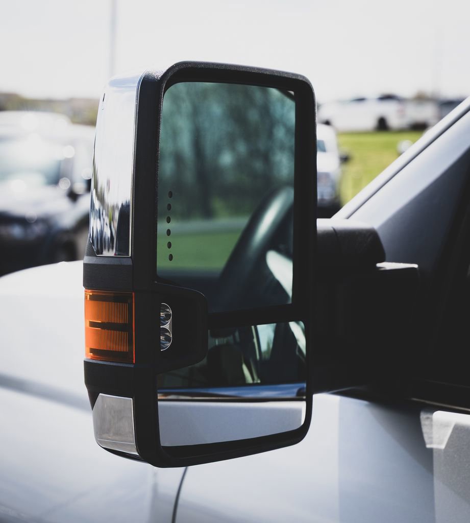 Used 2015 Chevrolet Silverado 1500 LTZ w/ LTZ Plus Package image 4