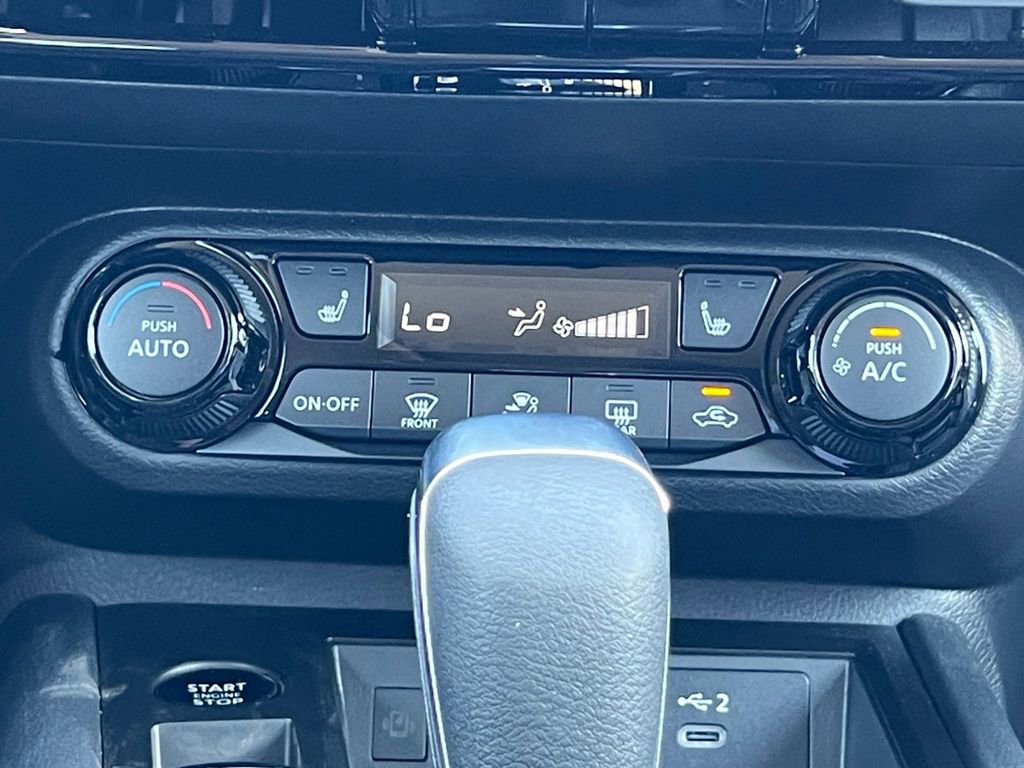 New 2026 Nissan Kicks SV image 4