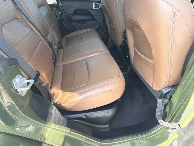 Used 2021 Jeep Wrangler Unlimited Sahara w/ Cold Weather Group AWD/4WD image 15