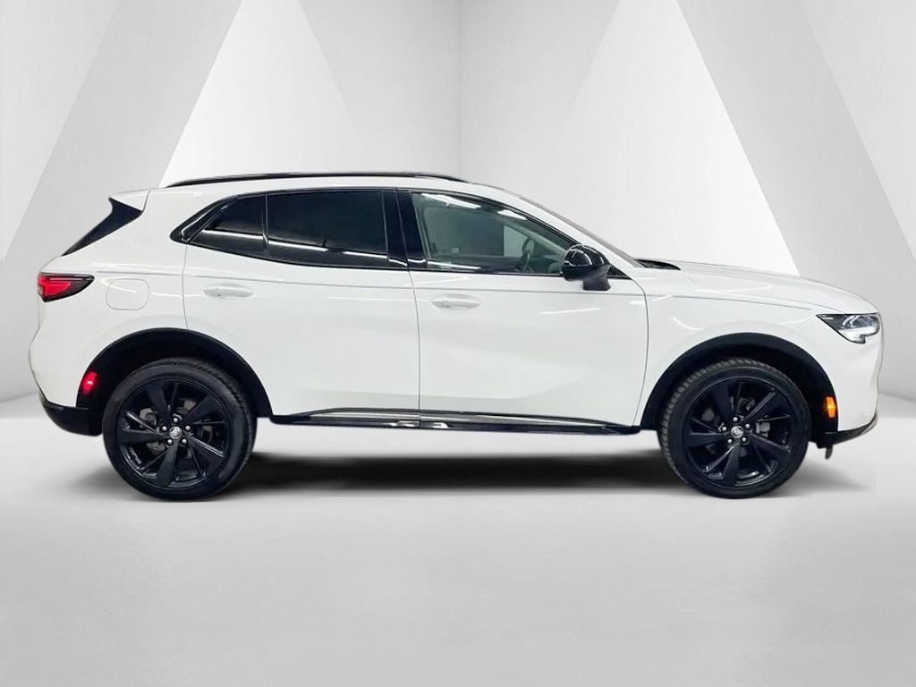 Used 2023 Buick Envision Essence w/ Sport Touring Package AWD/4WD image 8