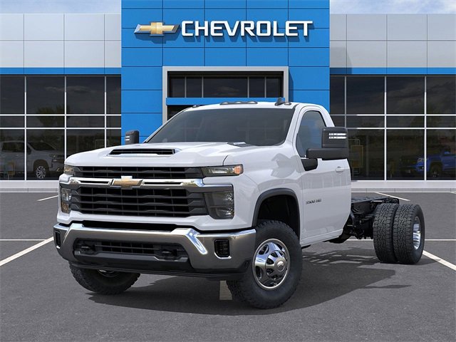 New 2026 Chevrolet Silverado 3500 LT w/ Convenience Package image 6