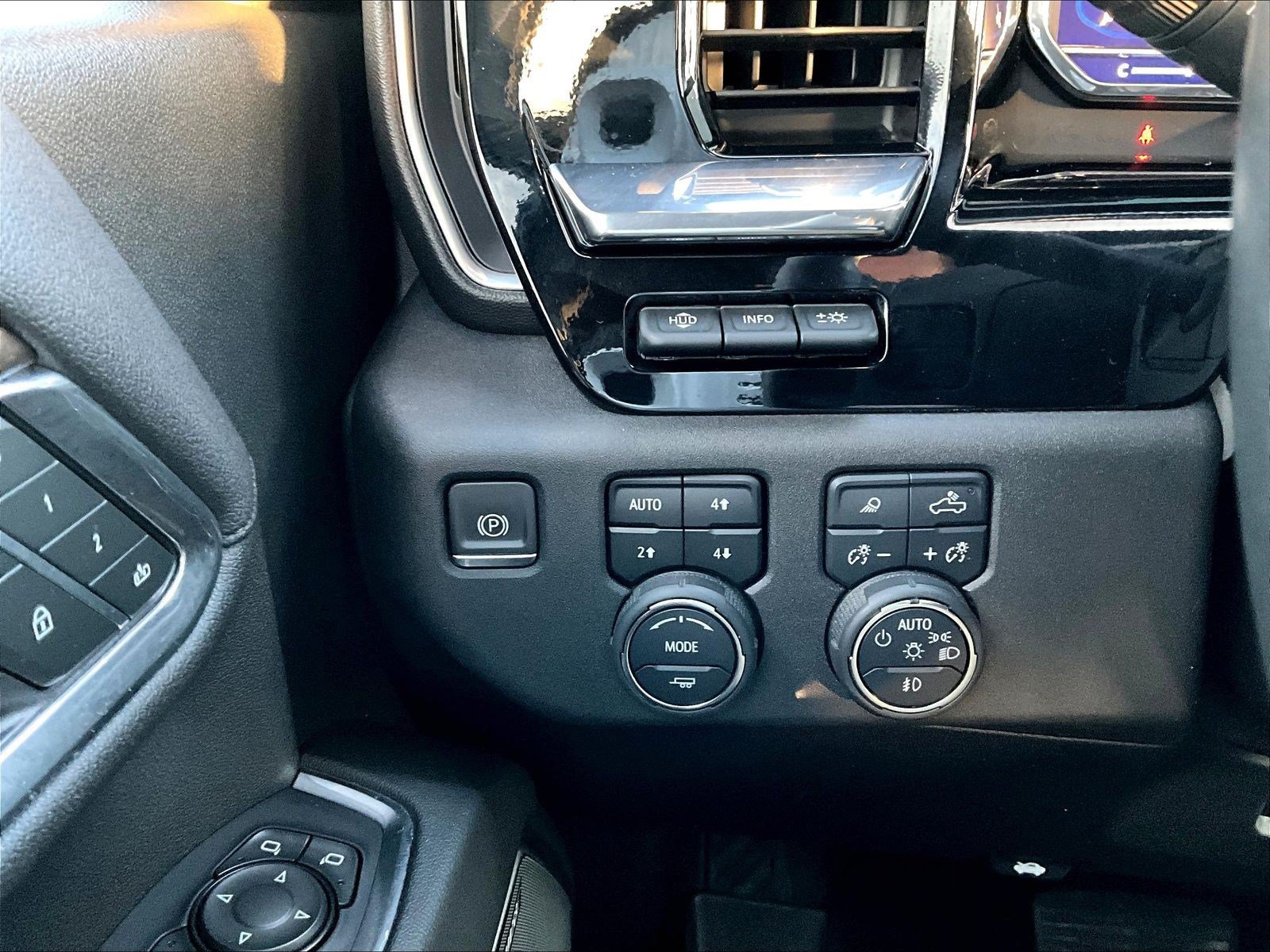 Used 2024 Chevrolet Silverado 2500 High Country w/ Technology Package AWD/4WD image 38