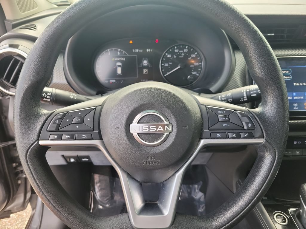 Certified 2022 Nissan Kicks SV FWD image 18