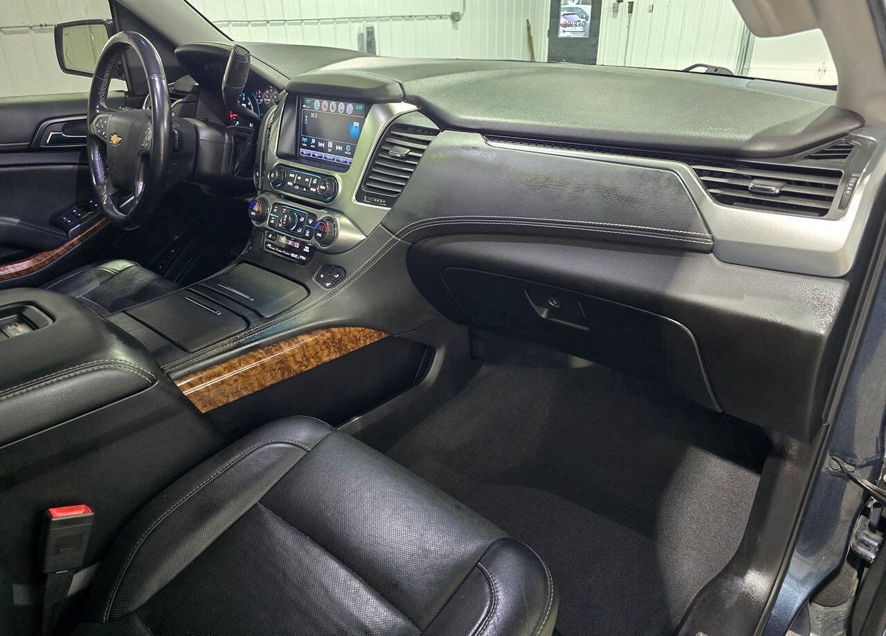 Used 2019 Chevrolet Tahoe Premier AWD/4WD image 17