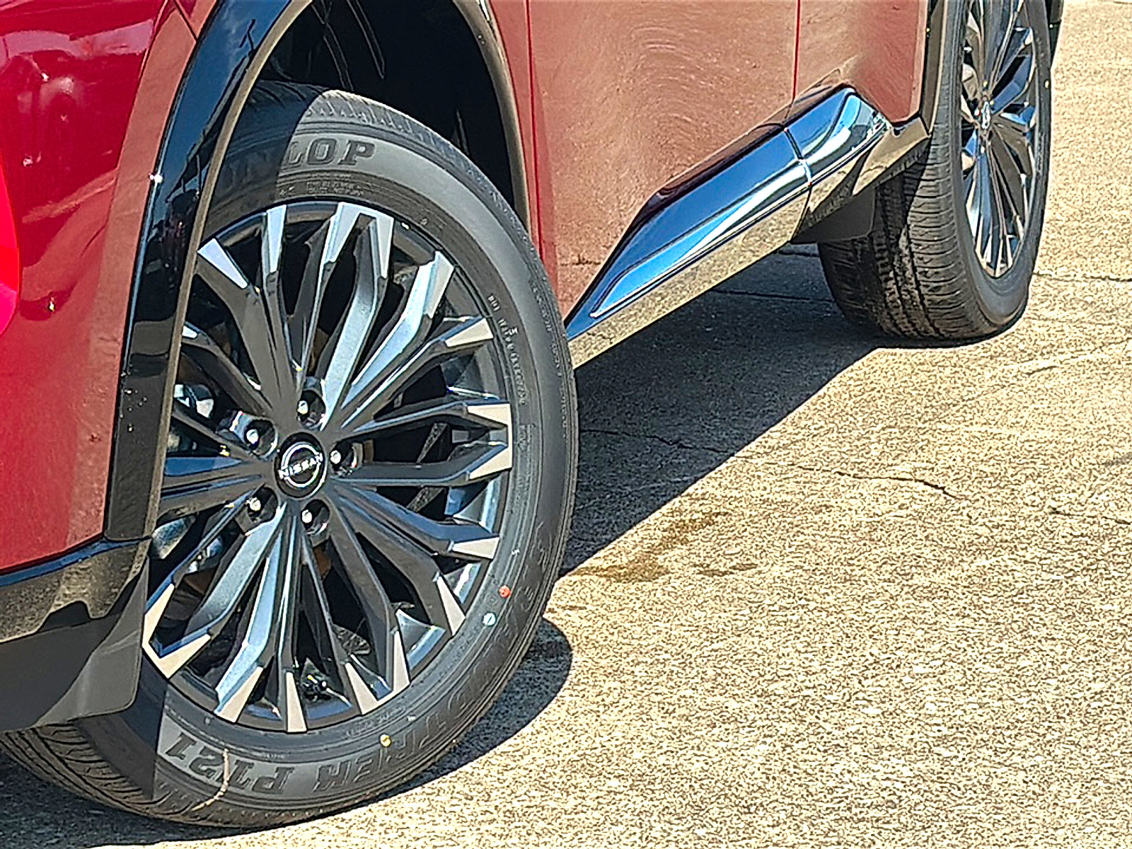 New 2026 Nissan Rogue Platinum w/ Platinum Premium Package image 3