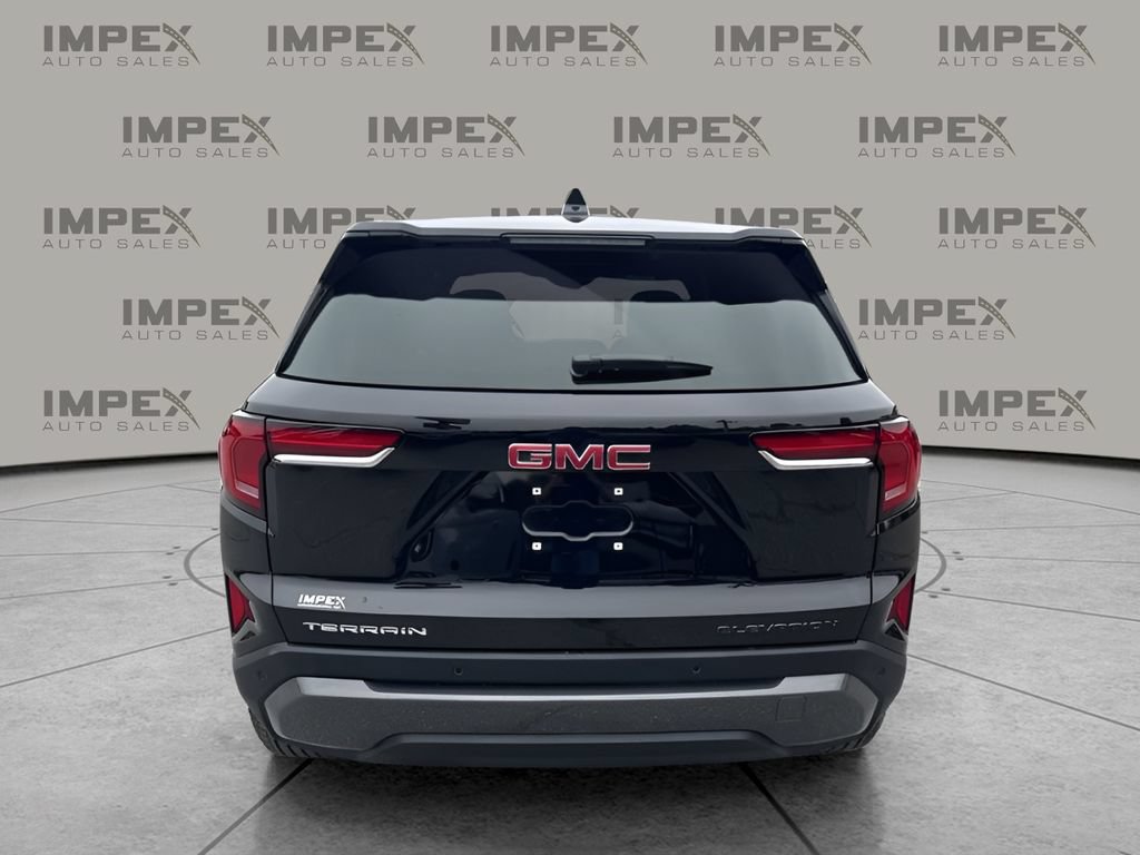 Used 2026 GMC Terrain Elevation FWD image 4