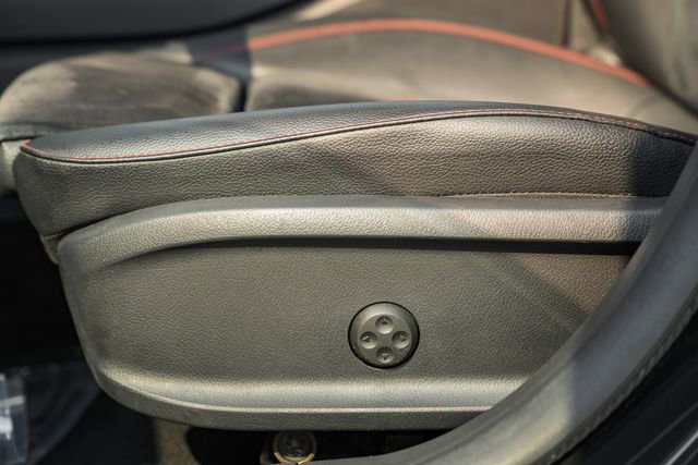 Used 2023 Mercedes-Benz CLA 250 4MATIC image 36