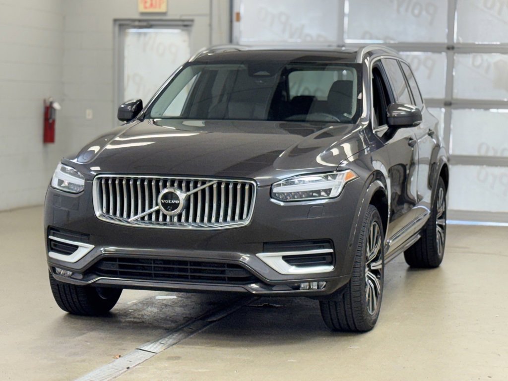 Used 2024 Volvo XC90 B5 Plus image 3