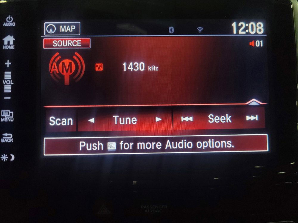 Used 2018 Honda Pilot Touring image 25
