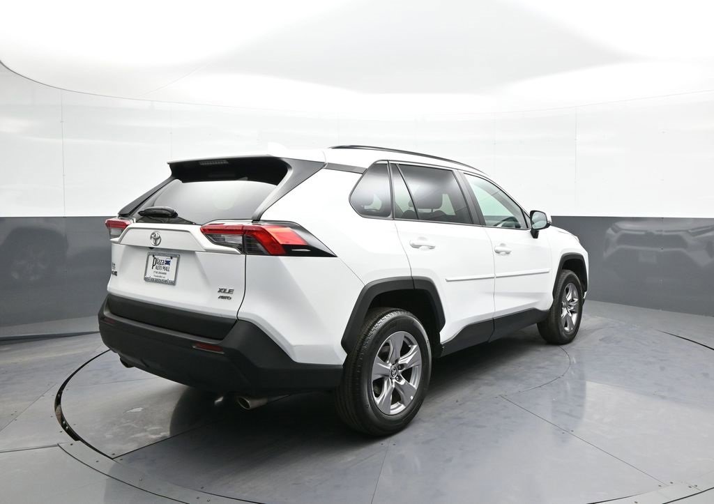 Certified 2022 Toyota RAV4 XLE image 6