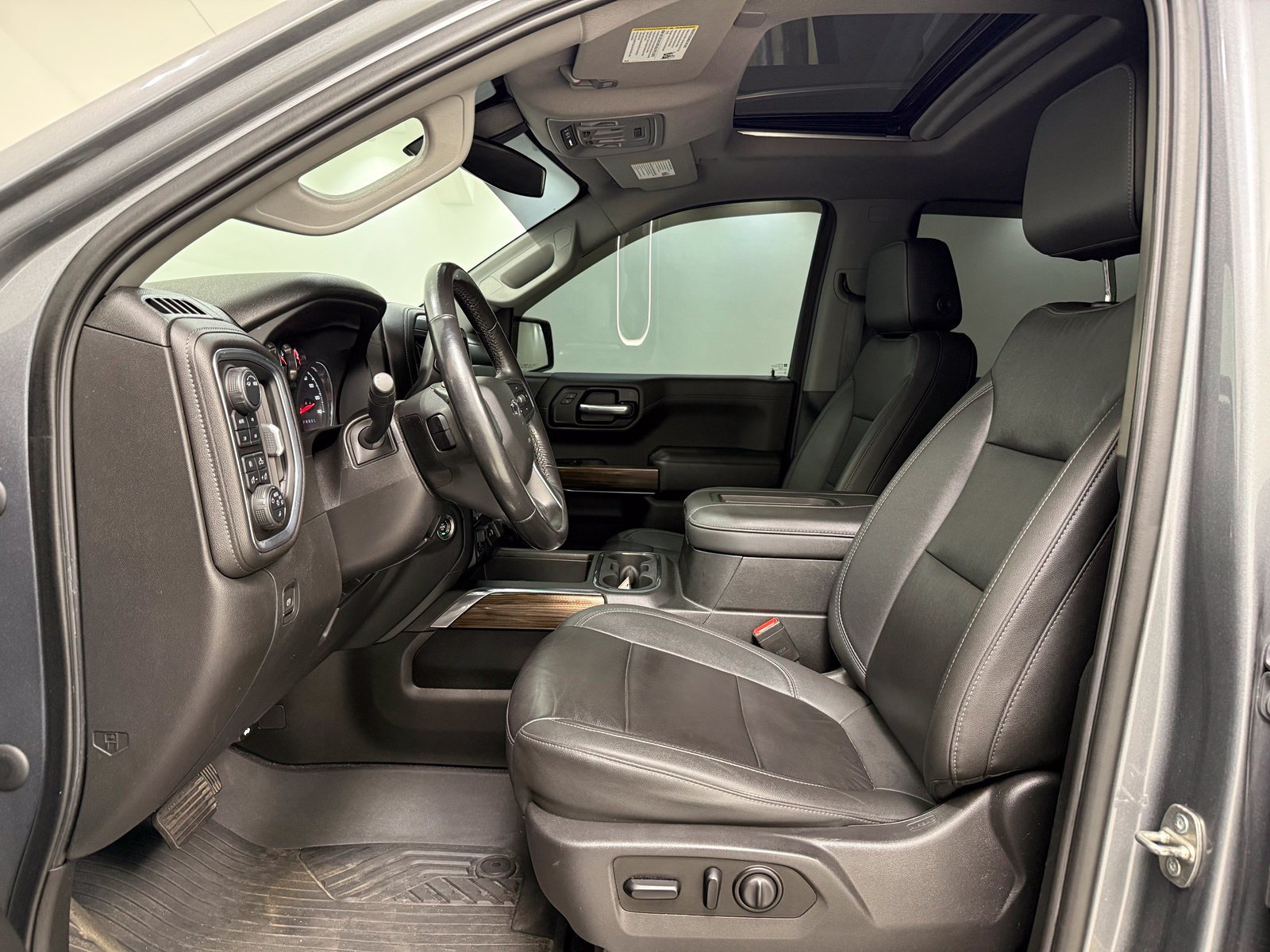 Used 2021 Chevrolet Silverado 1500 LT Trail Boss AWD/4WD image 17