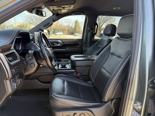 Used 2023 Chevrolet Suburban Premier image 27