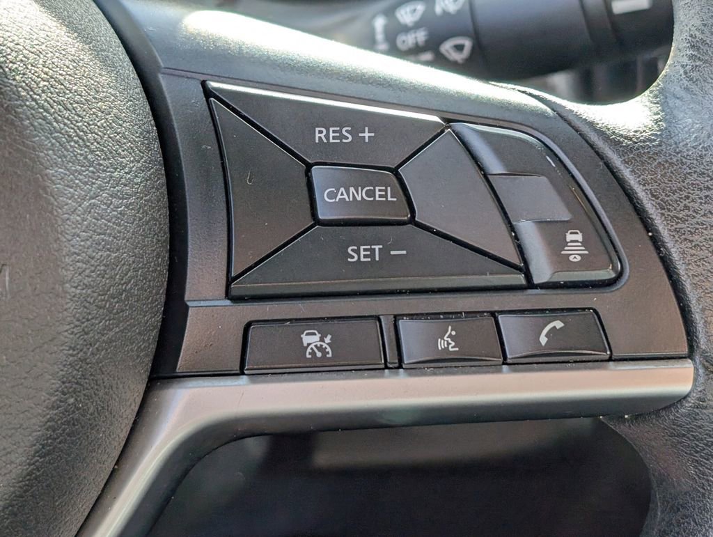 Used 2023 Nissan Kicks SV image 26