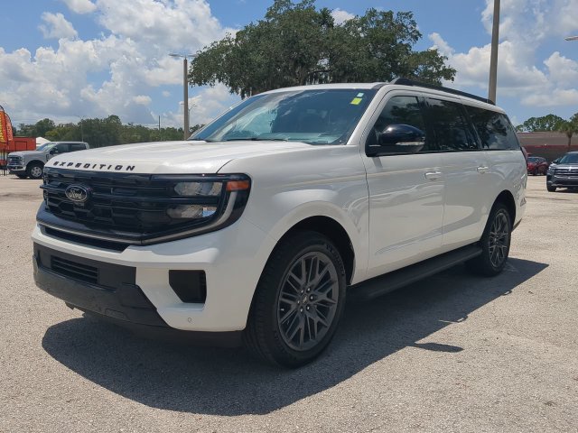 New 2026 Ford Expedition Max Platinum w/ Stealth Appearance Package AWD/4WD image 9