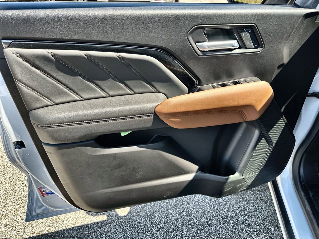 New 2026 GMC Canyon AT4 w/ Technology Plus Package AWD/4WD image 21