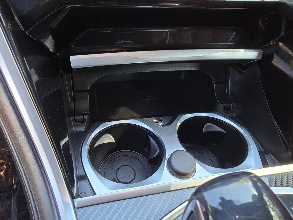 Used 2020 BMW M850i xDrive Convertible w/ M Carbon Exterior Package image 34