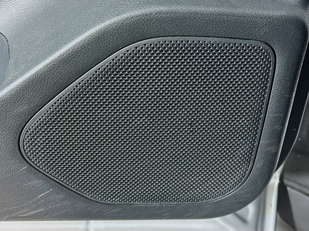 Used 2021 Nissan Rogue SL w/ Premium Package image 19