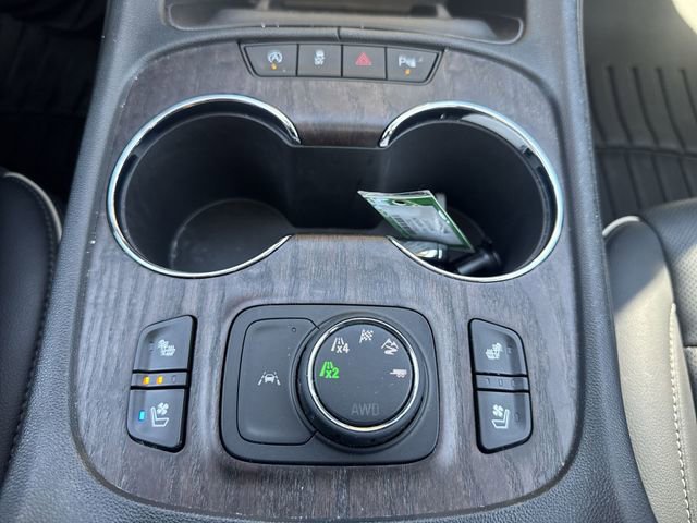 Used 2023 GMC Acadia Denali w/ Denali Ultimate Package AWD/4WD image 36