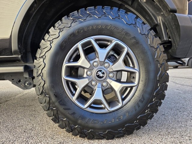 Used 2023 Ford Bronco Badlands image 21