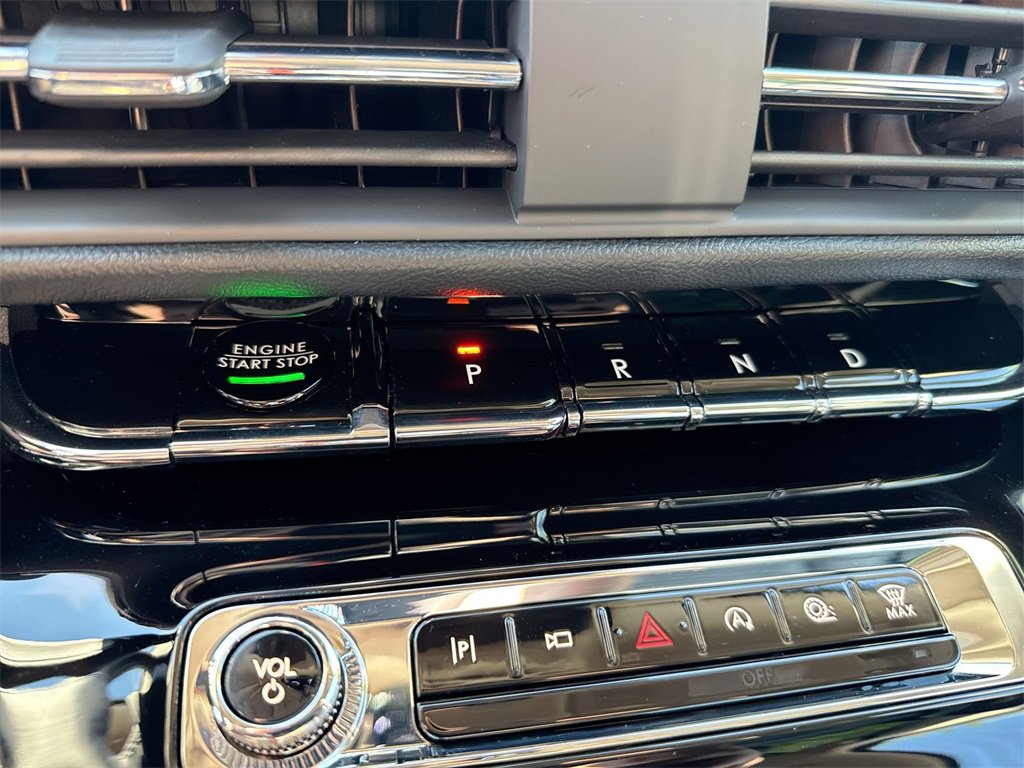 New 2025 Lincoln Corsair Reserve w/ Jet Appearance Package image 17