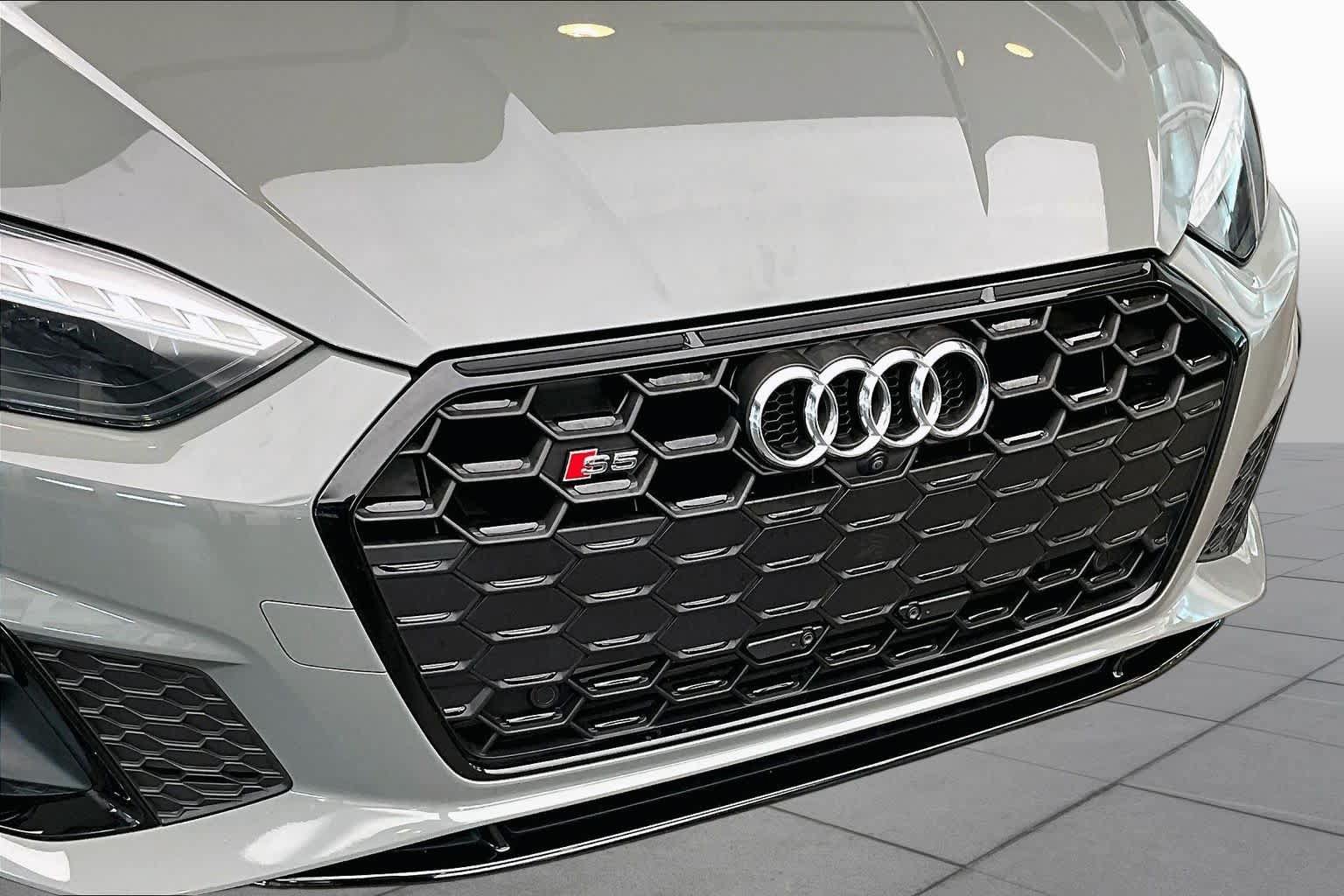 Used 2021 Audi S5 Premium Plus w/ Premium Plus AWD/4WD image 31
