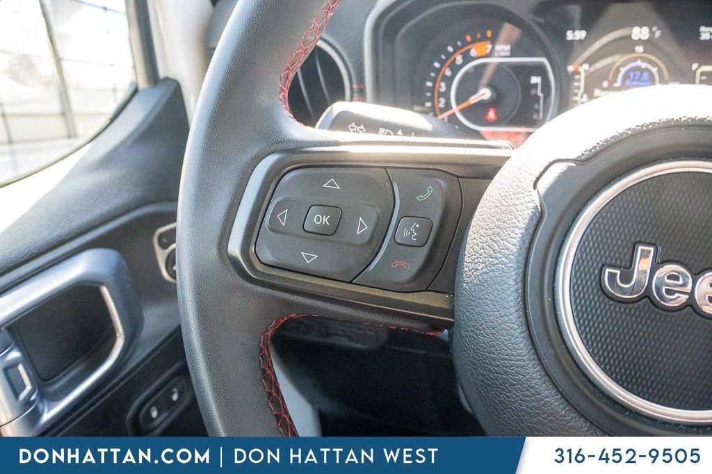 Used 2024 Jeep Wrangler Unlimited Rubicon AWD/4WD image 13