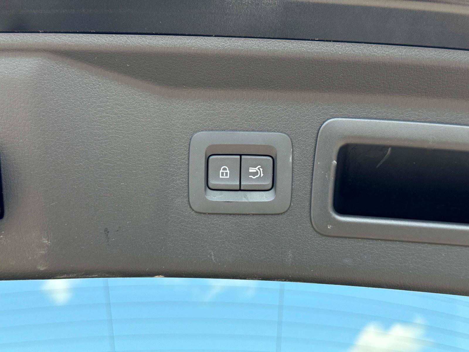 Certified 2024 MAZDA CX-90 3.3 Turbo w/ Select Package image 12